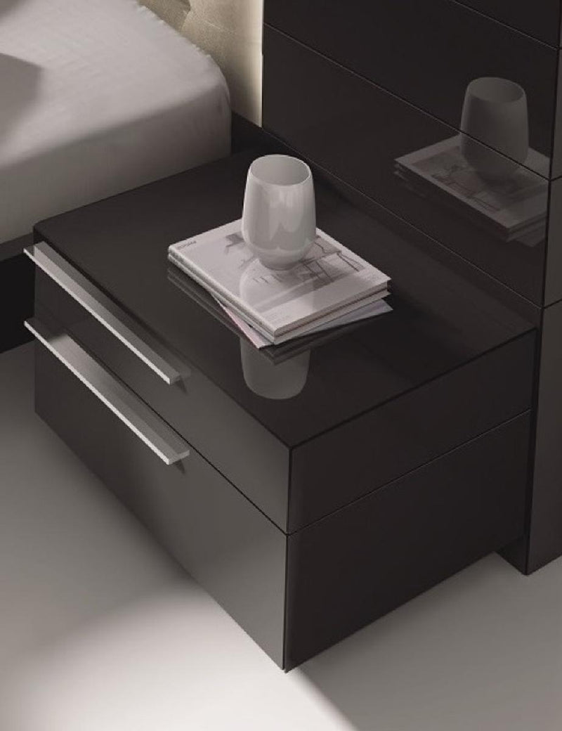 J&M Furniture Beja Right Facing Night Stand in Black image