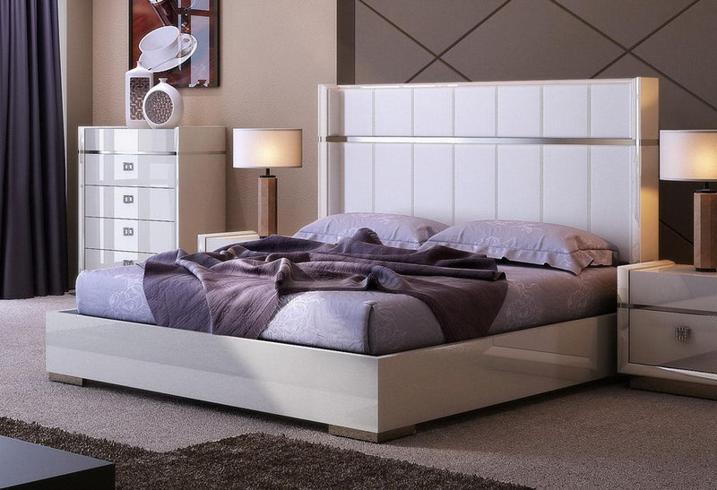 J&M Furniture Paris King Panel Bed in Light Grey image
