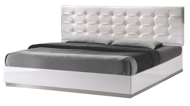 J&M Furniture Verona King Platform Bed in White Lacquer image