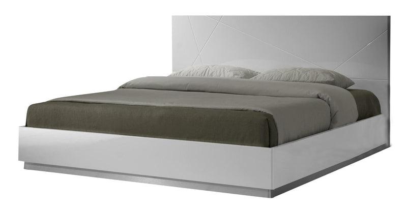 J&M Naples King Platform Bed in White Lacquer image