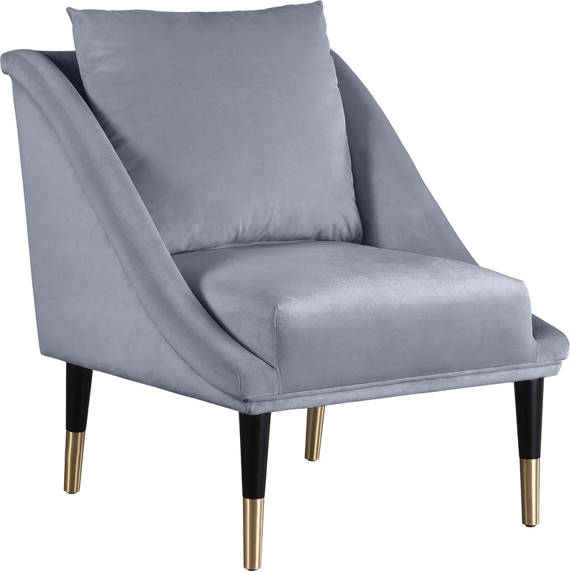 Elegante Grey Velvet Accent Chair image