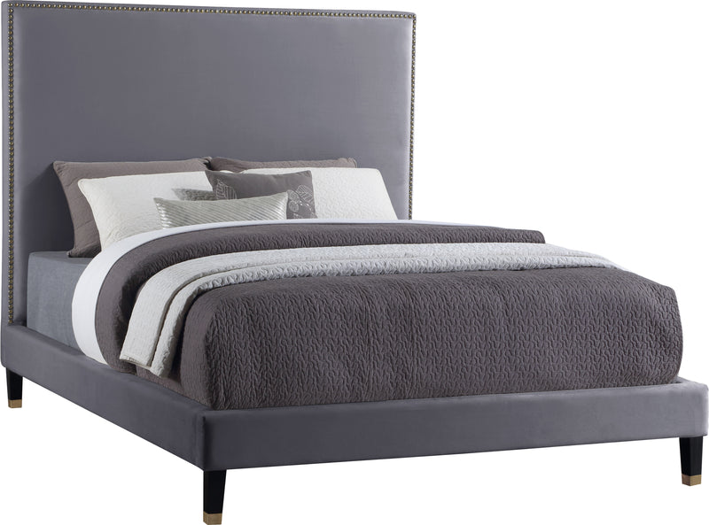 Harlie Grey Velvet Full Bed image