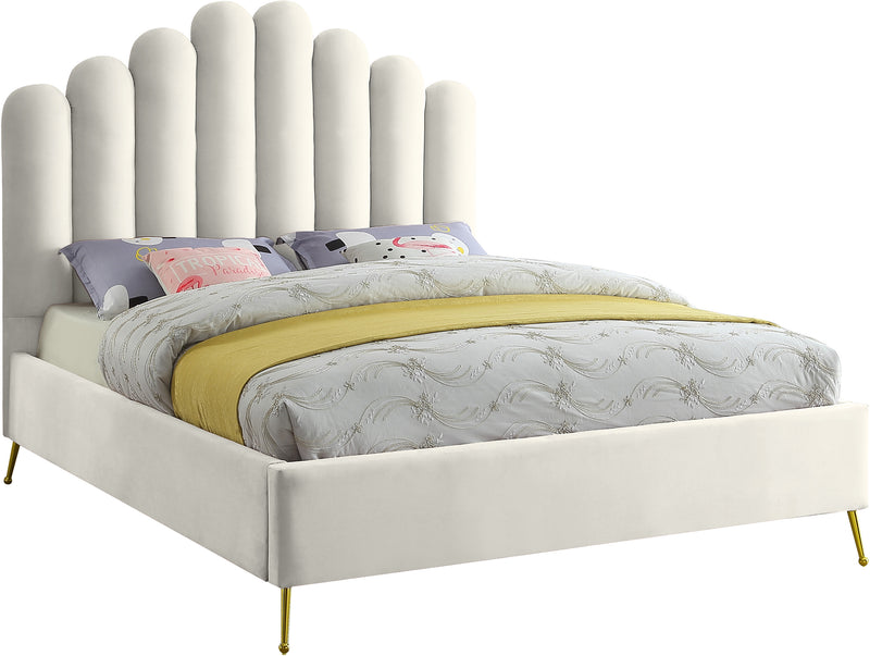 Lily Cream Velvet Full Bed image